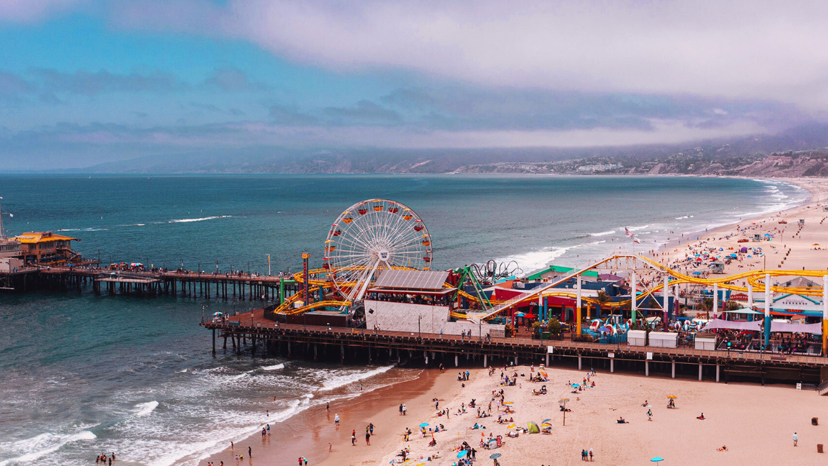 Santa MonSanta Monica Beach: Southern California's Iconic Beach.ica Beach: Southern California's Iconic Beach.